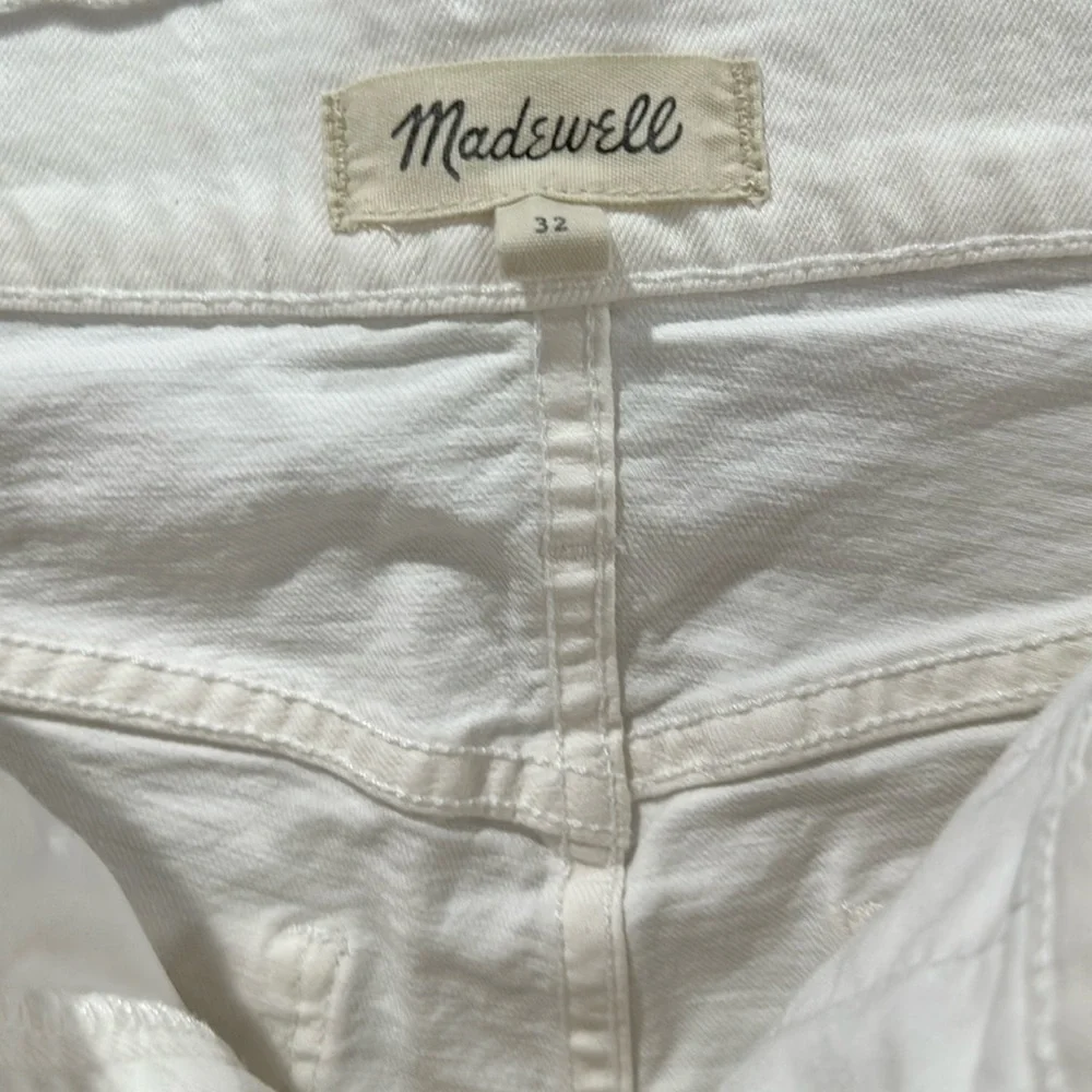 Madewell High-Rise Raw Hem Tile White Denim Shorts Size 32